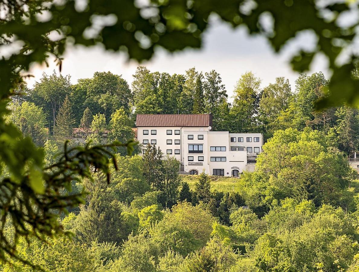 Hotel Pfefferburg Schönaich Esterno foto